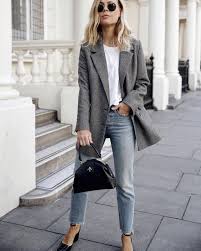 Tijdloze kleding: De Kunst van Stijlvolle Zelfexpressie