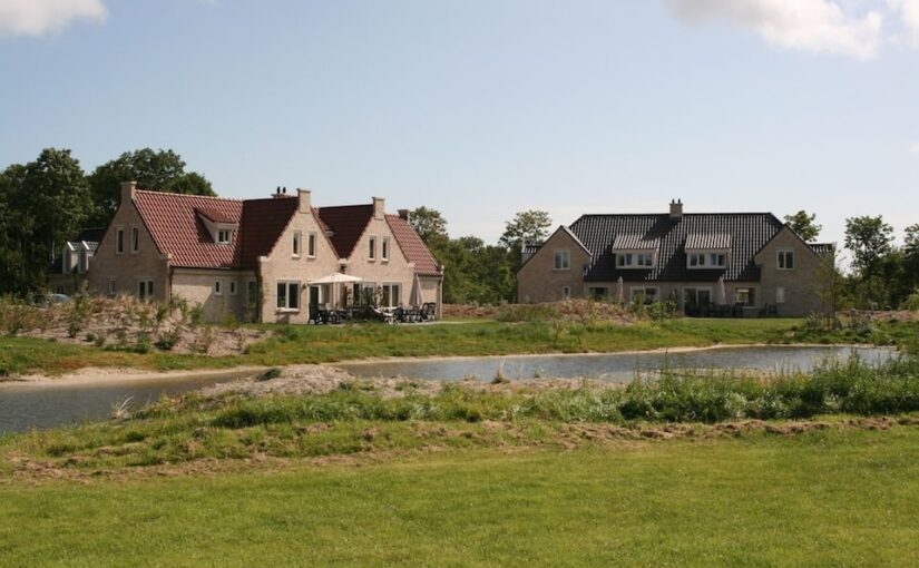 Prachtig Luxe Vakantiehuis voor 16 Personen: Een Oase van Comfort en Stijl